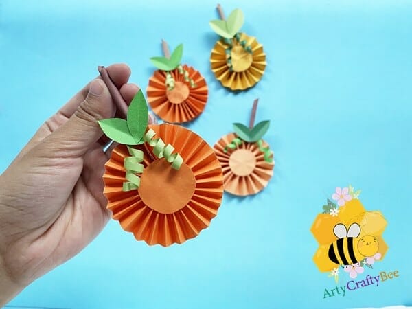 Easy Paper Pumpkin Craft For Kids (2 Templates)