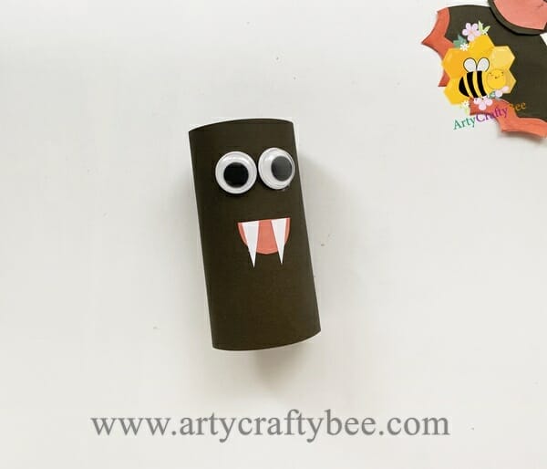 Toilet-Paper-Roll-Bat-5