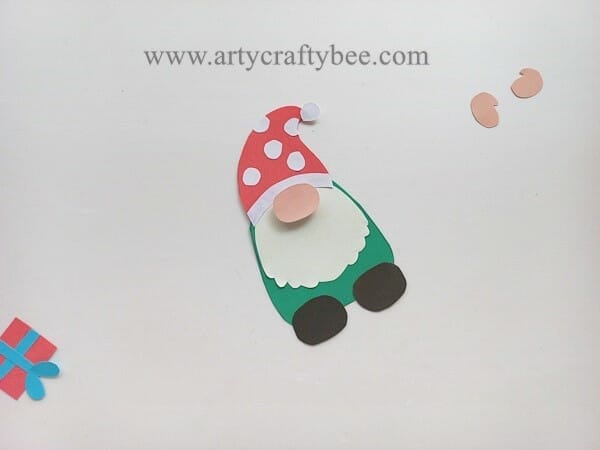 Easy DIY Christmas Gnomes Paper Craft