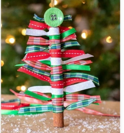 Simple Cinnamon Stick Ribbon Tree Ornaments