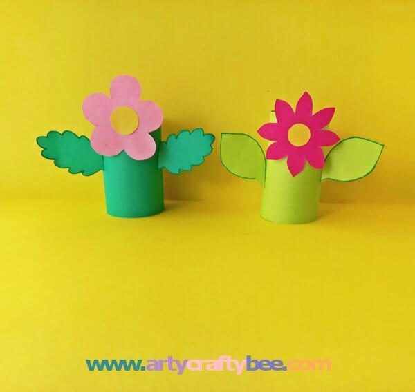 Toilet Paper Roll Flowers Craft (2 Printables) - Arty Crafty Bee
