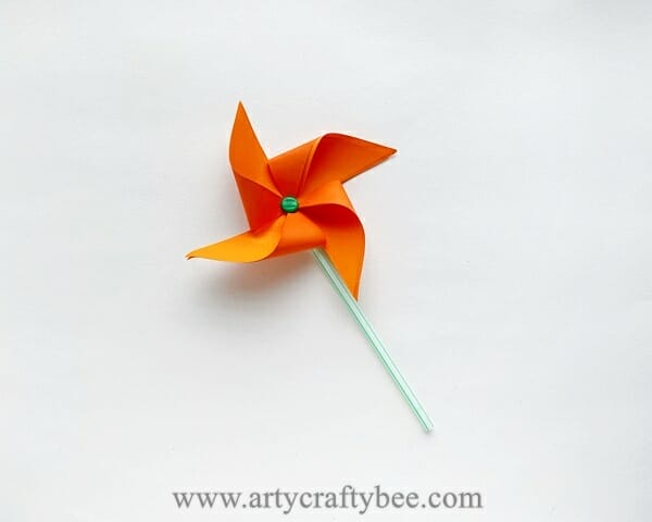 how to make a pinwheel with a straw 