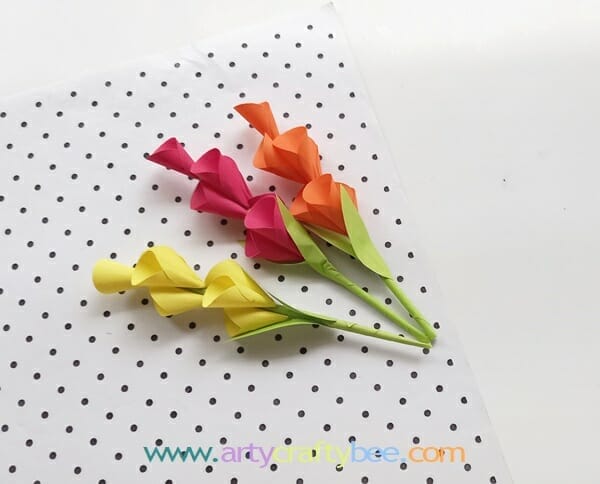 How to make 3D flower paper artwork - Easy craft idea for kids and adults!