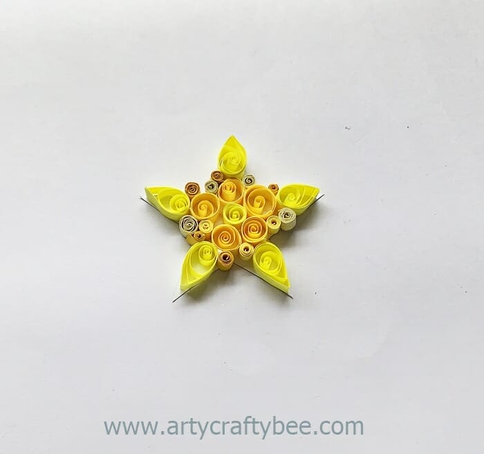 quilled star pattern (10)