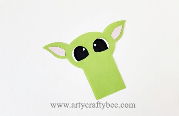 how to make baby yoda with paper (3)