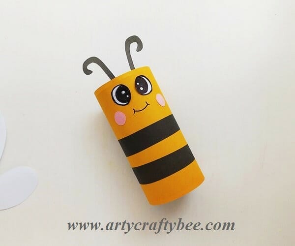 Toilet paper roll bee craft for kids (7)