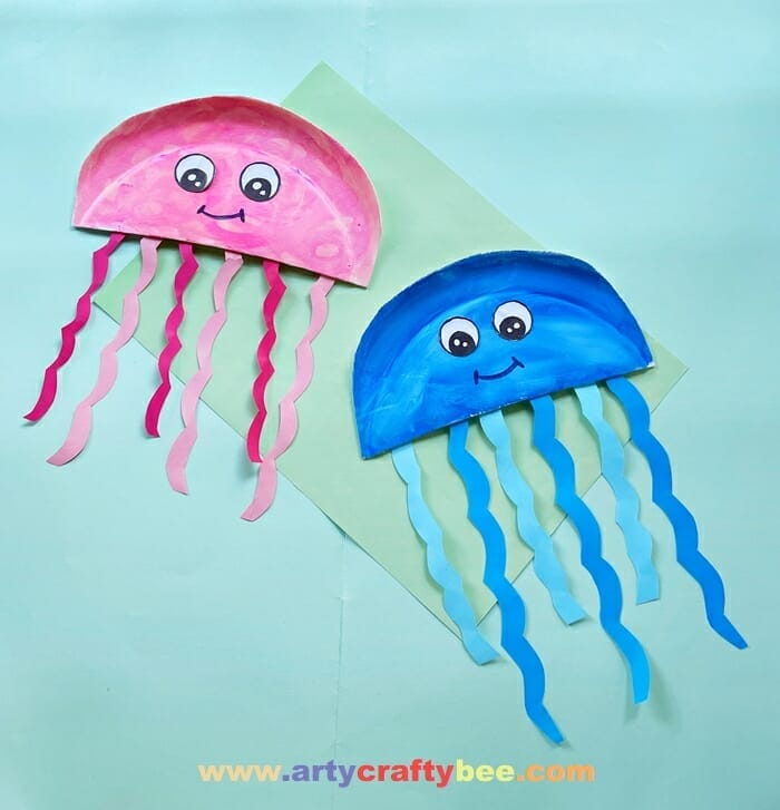 How to Make a Paper Plate Jellyfish Craft - Crafting A Fun Life