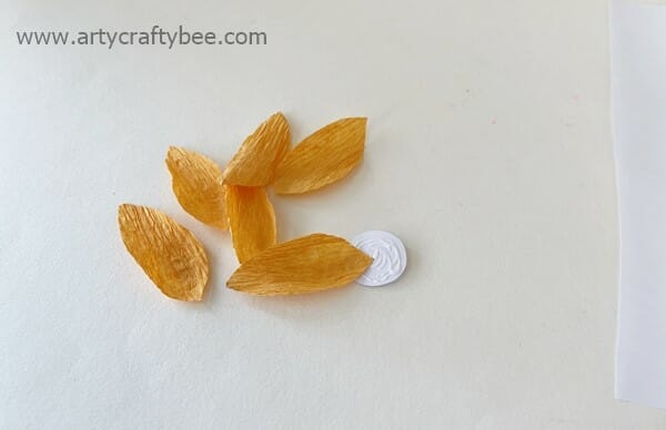  tissue paper daffodils